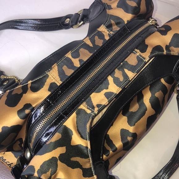 RARE COACH Madison Phoebe Ocelot Triple Pocket Shoulder Bag NWOT - Picture 17 of 17